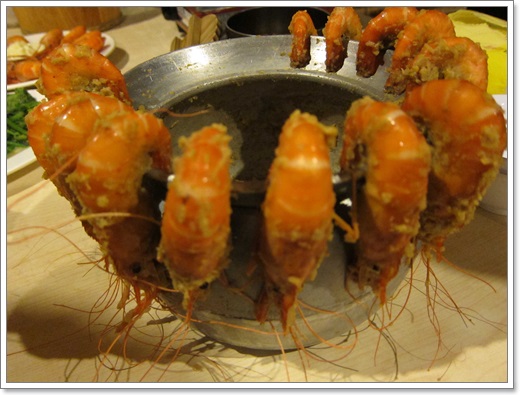 【新竹美食推薦】跟同事在新竹黃金海岸活蝦海鮮餐聽聚餐，超值得推薦的美食餐廳!!