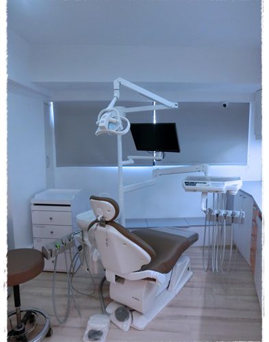 【台中牙醫診所】蛀牙通通解決了！推薦台中牙醫診所，治療牙齒的女醫師好溫柔！