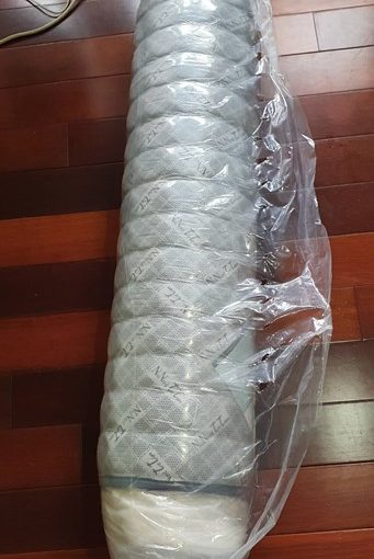 『台北床墊』創新輕便的捲包床～獨立筒好Ｑ彈，單人床墊買下來很平價耶！新北汐止小孩床墊這裡買！